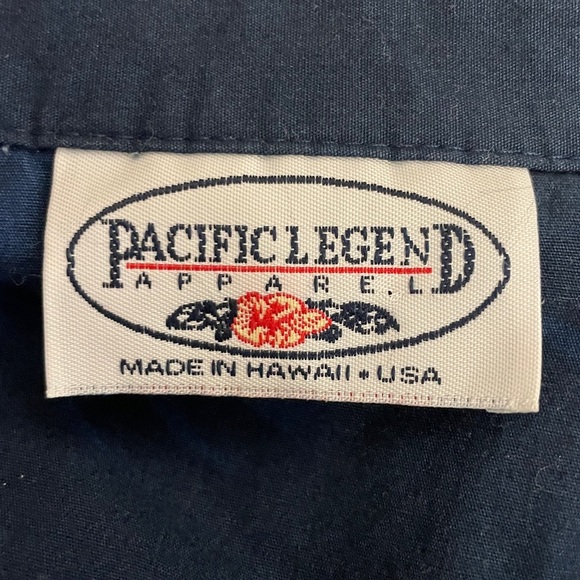 Pacific Legend Mens size XXL/2XL Santa Christmas Hawaiian Shirt Mele Kalikimaka - Picture 5 of 6